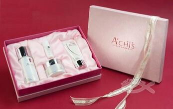 專(zhuān)業(yè)印刷服務(wù) 臺(tái)歷、掛歷、包裝盒與畫(huà)冊(cè)的卓越品質(zhì)